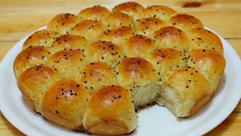 أصناف مختلفة من المعجنات