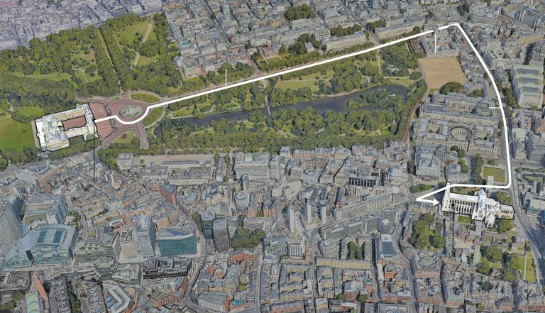 التاج الذي سيرتديه الملك تشارلز وكنيسة وستمنستر آبي