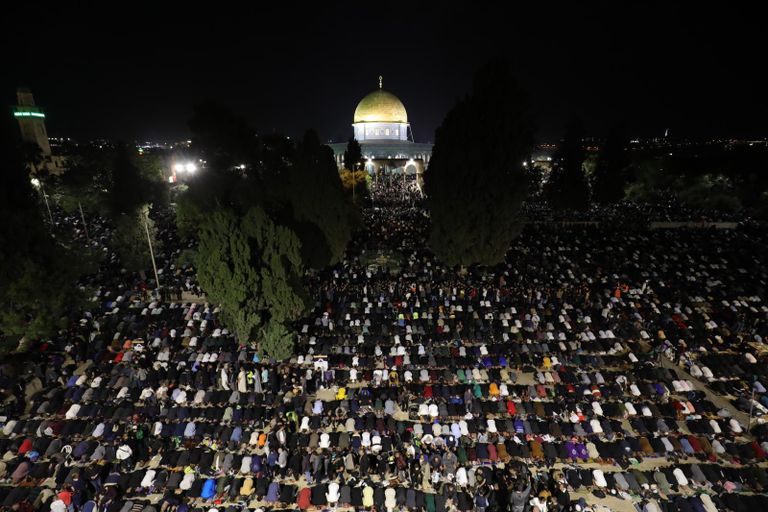 المسجد الأقصى الليلة