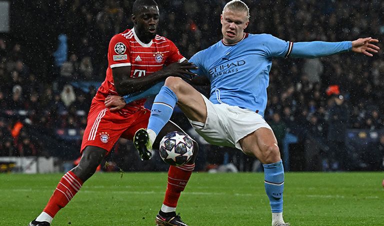 إيرلينغ هالاند مهاجم مانشستر سيتي