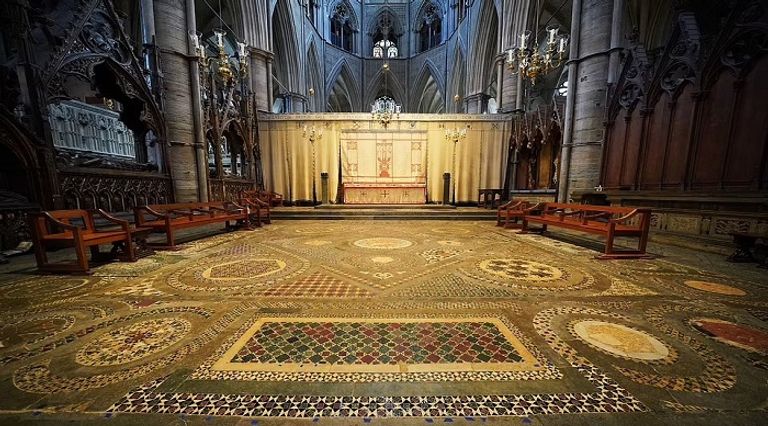 كنيسة وستمنستر آبي الملك تشارلز الثالث وزوجته كاميلا