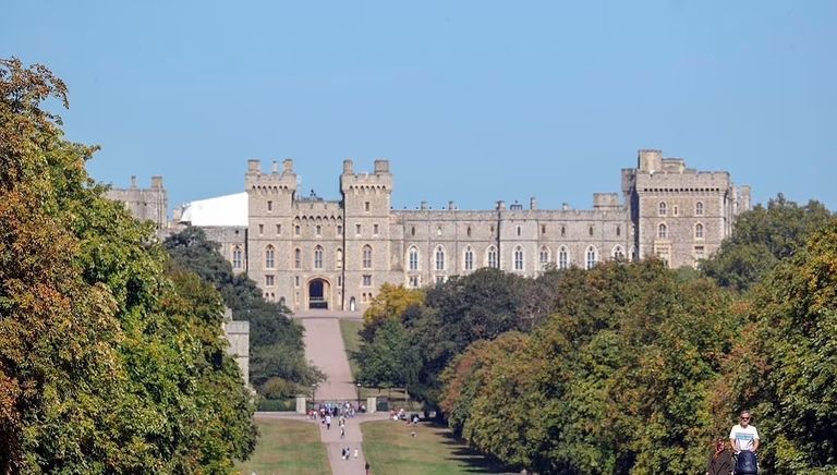 قلعة وندسور الملك تشارلز الثالث وزوجته كاميلا