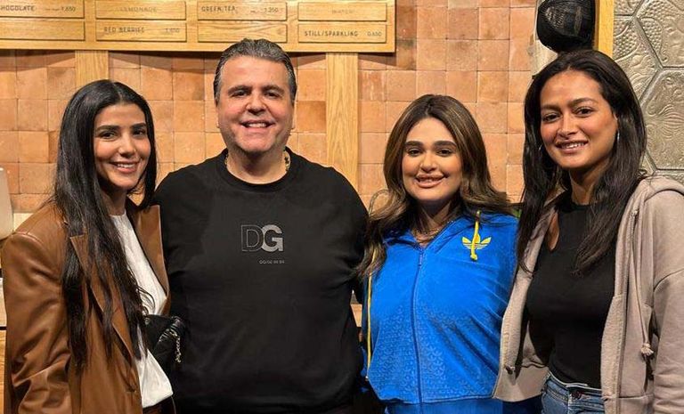 الفنانة ريم سامي 