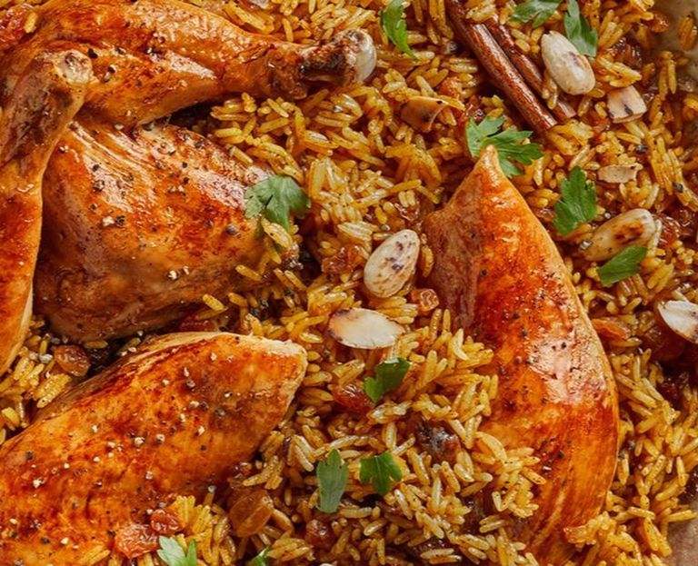 طبق أرز بخاري بالدجاج