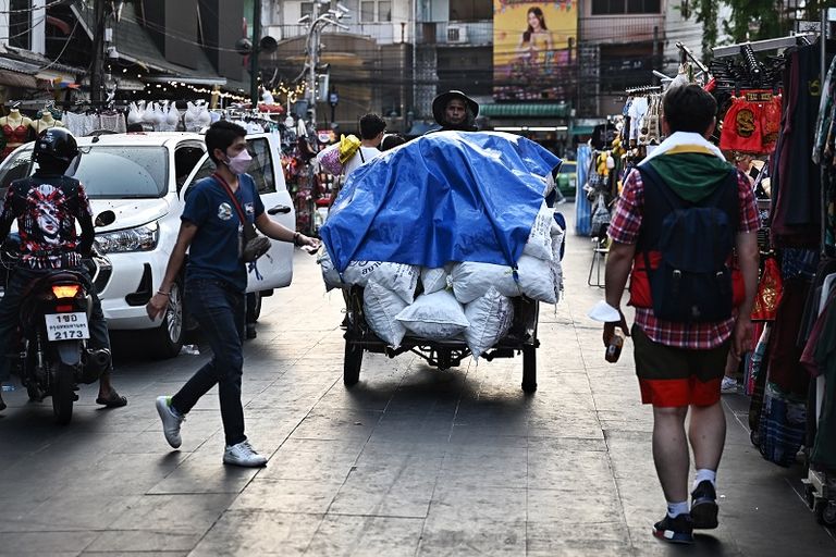 عاملة نظافة في بانكوك