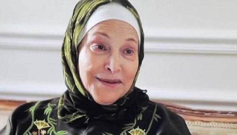 الفنانة والكاتبة نادية رشاد