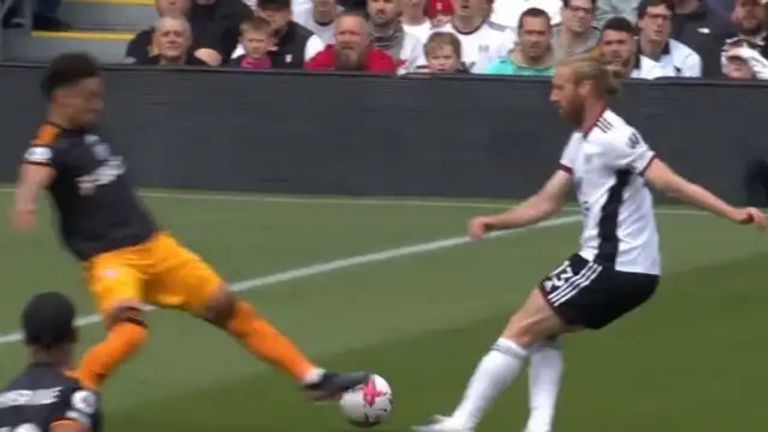 ليدز وفولهام فولهام وليدز