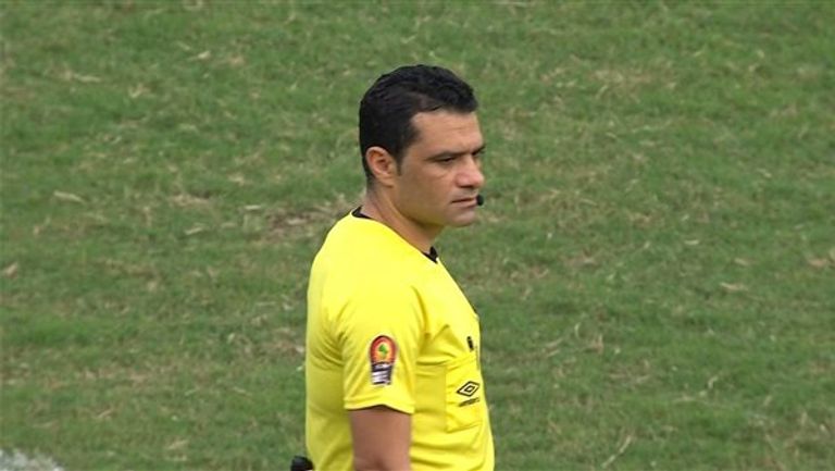 محمود البنا يدير مباراة الأهلي والزمالك الأهلي والزمالك