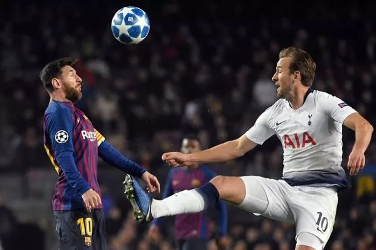 ليونيل ميسي وهاري كين ليونيل ميسي مع باريس سان جيرمان