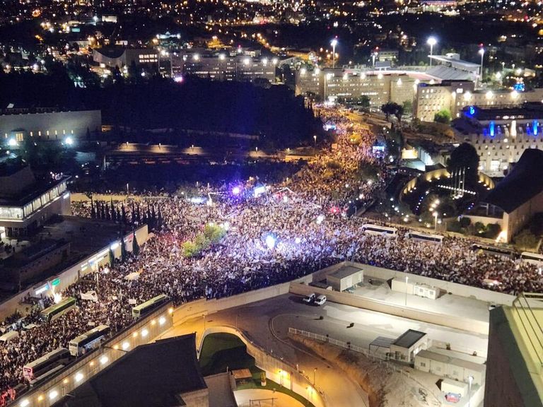 جانب من الاحتجاجات الإسرائيلية الليلة