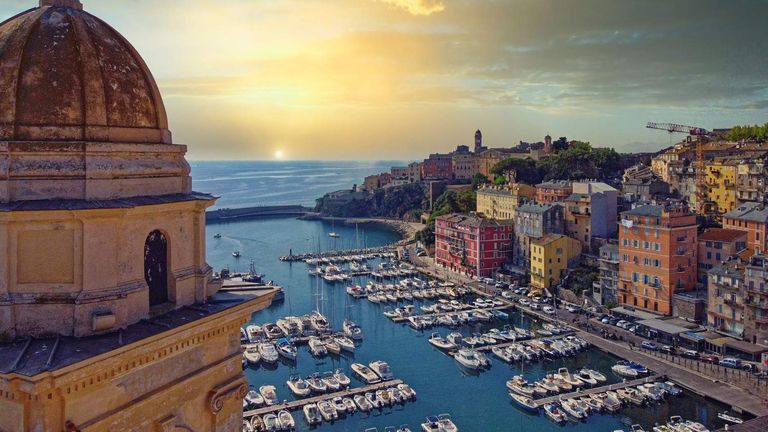 طريق الكورنيش الجديد بمدينة باستيا الفرنسية