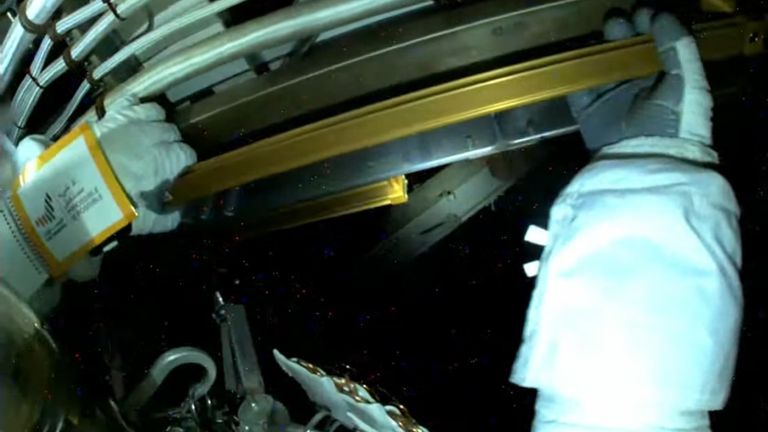 رائد الفضاء سلطان النيادي