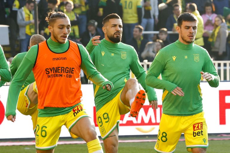 ديلور وحجام