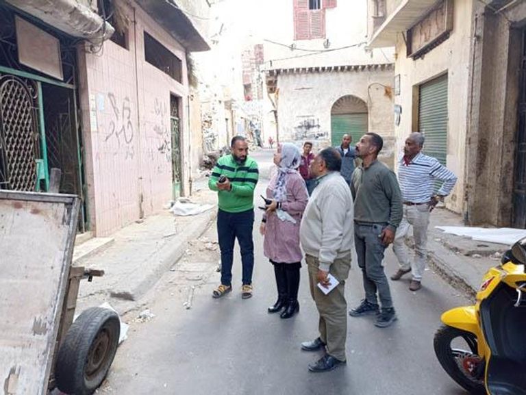 إخلاء سكان عقار مائل في مصر