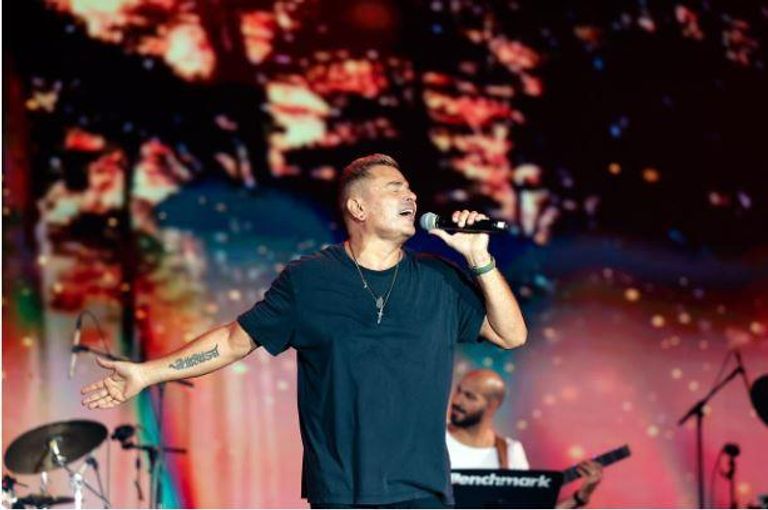 عمرو دياب من حفله في جدة