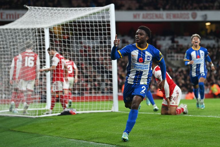 إسقاط برايتون لأرسنال روبيرتو دي زيربي