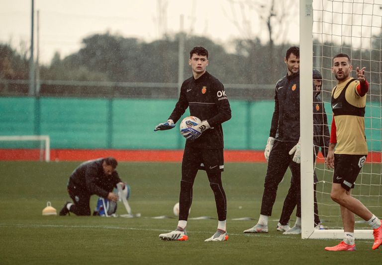 فيران كويتغلاس فيران كويتغلاس حارس ريال مدريد الشاب