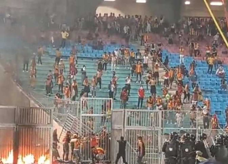 شغب مباراة الترجي وشبيبة القبائل