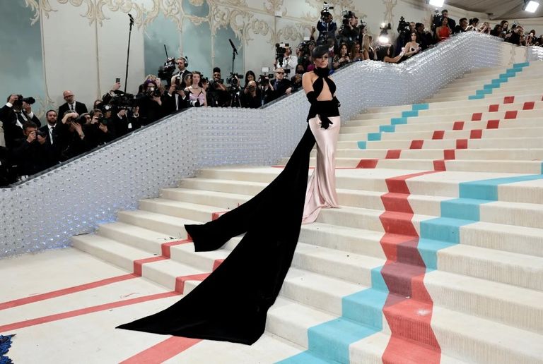 إطلالات نجمات من حفل ميت غالا 2023