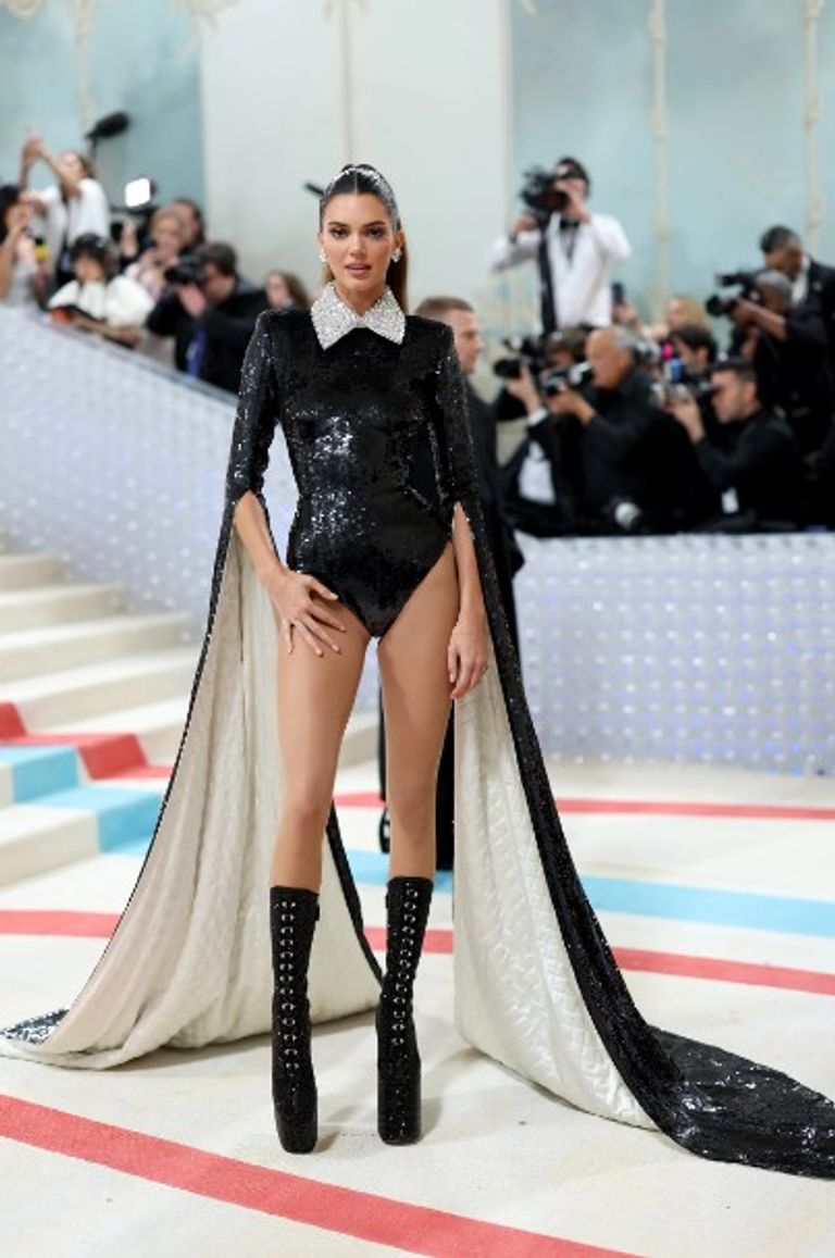 إطلالات نجمات من حفل ميت غالا 2023