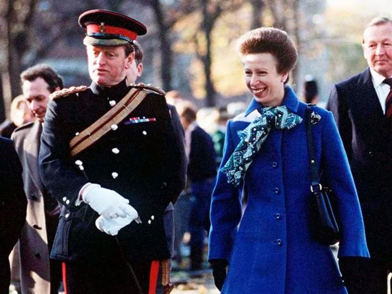 كاميلا وأندرو باركر بولز