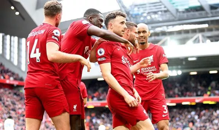 ليفربول أمامه مباريات صعبة في مايو الهلال ضد أوراوا ريد دياموندز