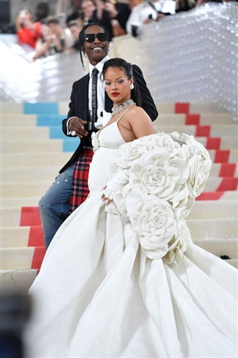 ريانا في حفل ميت غالا 2023