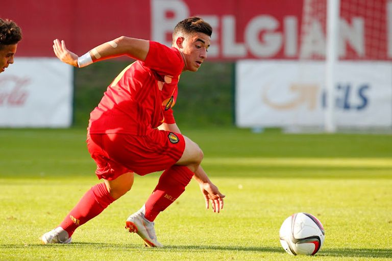 محمد بوشواري حكيم زياش نجم منتخب المغرب