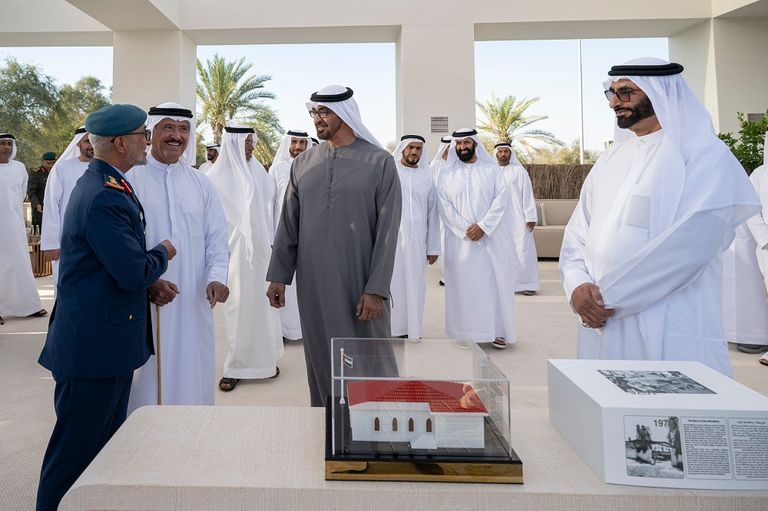 الشيخ محمد بن زايد آل نهيان يشهد احتفال القوات المسلحة بذكرى توحيدها