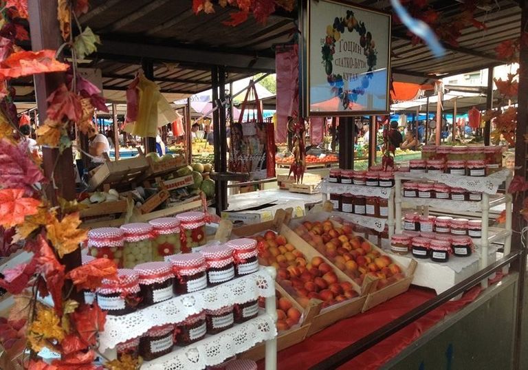 سوق "Kalenić" أحد أفضل أماكن التسوق في بلغراد أماكن التسوق في بلغراد.. مولات وأسواق ومتاجر منفردة