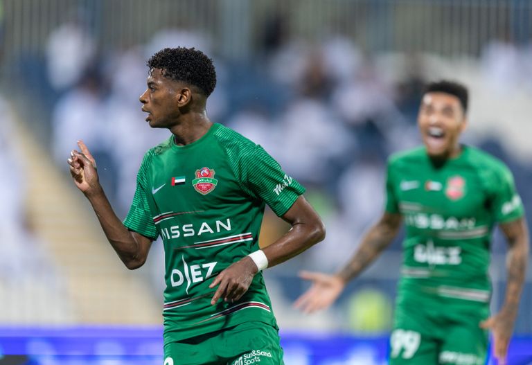 شباب الأهلي دبي بطل الدوري الإماراتي للمحترفين