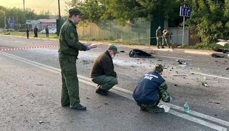 رفع الأدلة من موقع حادث استهداف الكاتب الروسي - سبوتنيك