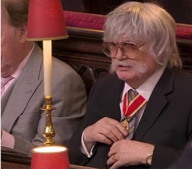 ميغان ماركل والسير كارل جنكينز