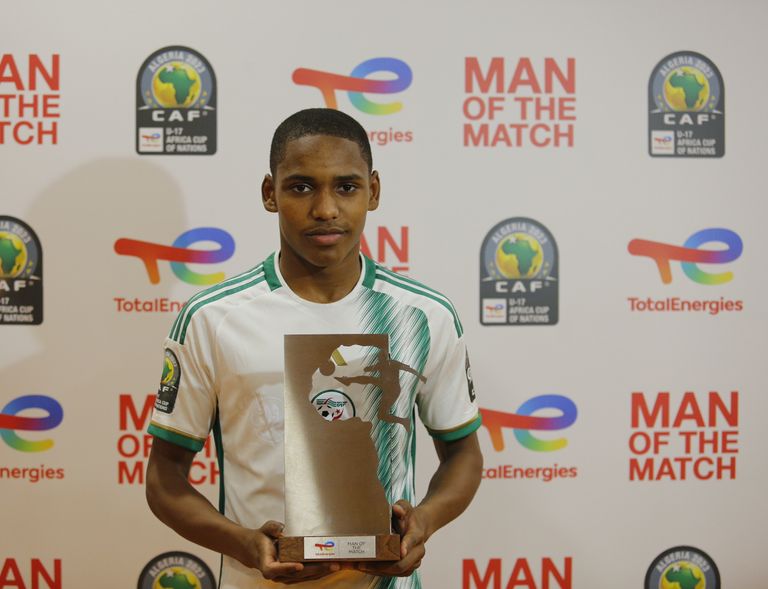 مسلم أناتوف مسلم أناتوف مهاجم منتخب الجزائر للناشئين