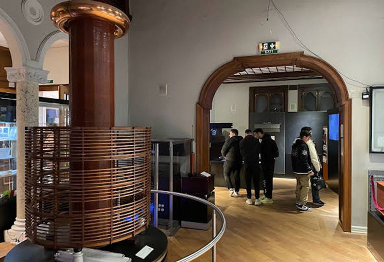 متحف نيكولا تيسلا أحد أماكن السياحة في صربيا السياحة في صربيا.. 4 وجهات مميزة تستحق الزيارة