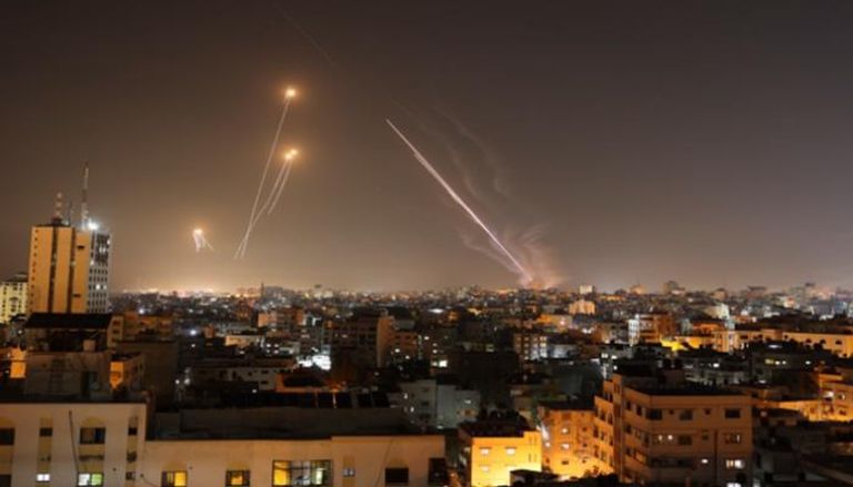 صواريخ من غزة متجهة نحو إسرائيل