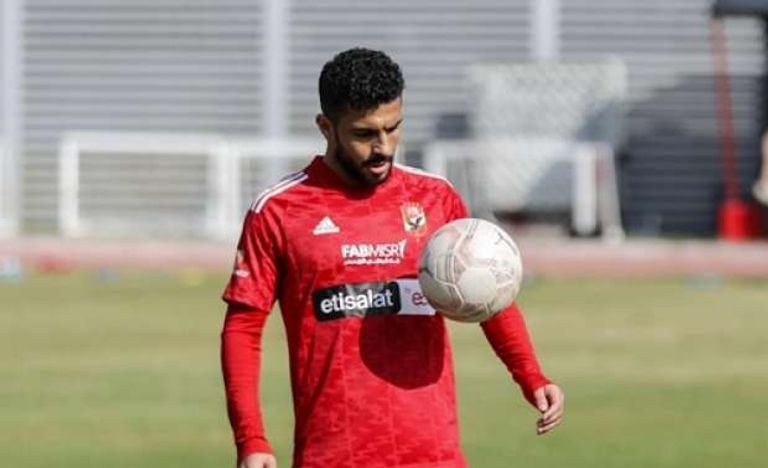 أيمن أشرف في تدريبات الأهلي
