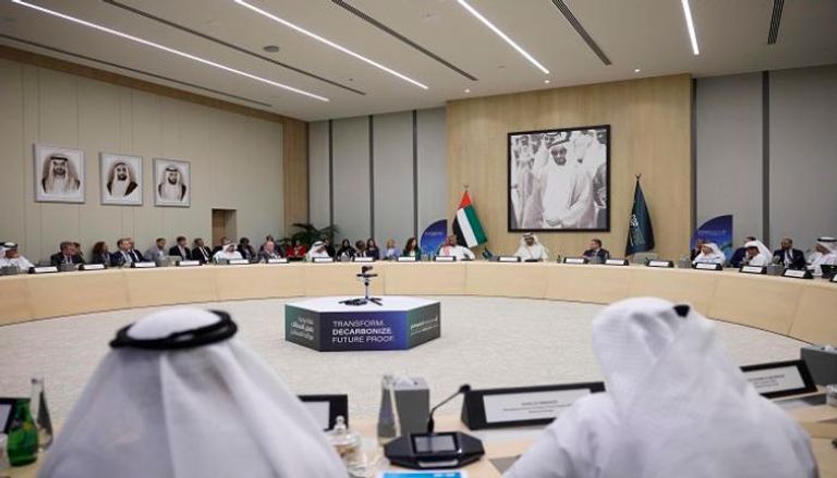 لقاء للرؤساء التنفيذيين حول إزالة الكربون ضمن ملتقى الإمارات لتكنولوجيا المناخ