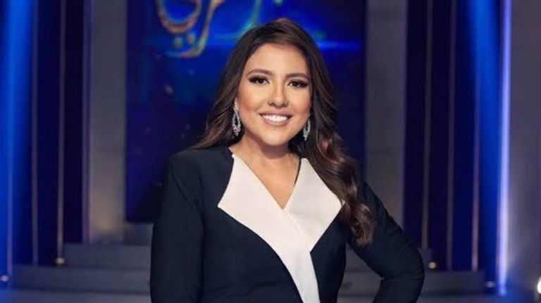 الفنانة مي كساب