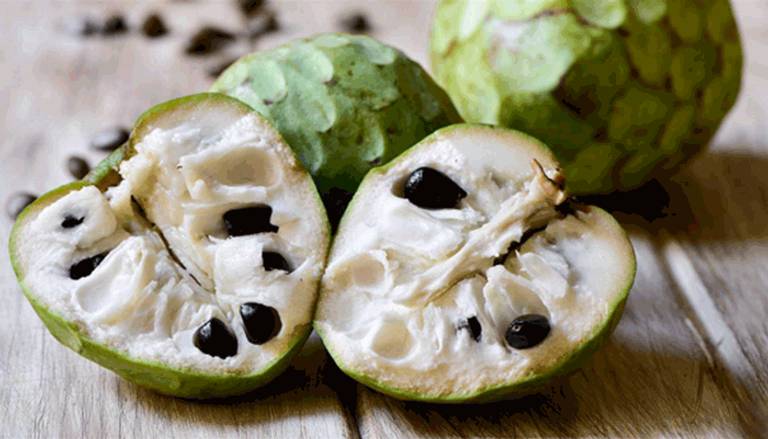 أهم فوائد فاكهة القشطة