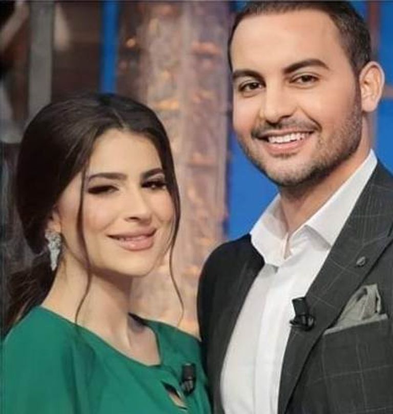 اللاعب التونسي عمار الجمل وطليقته