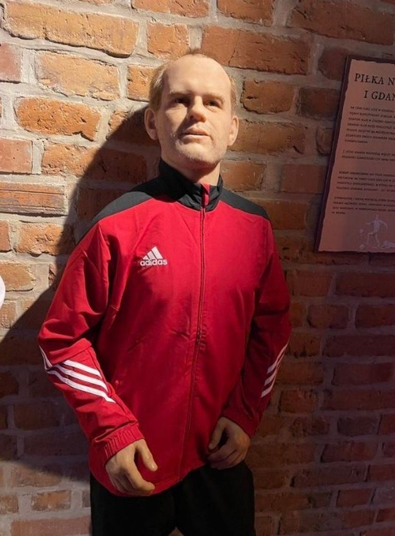 صلاح وهالاند 