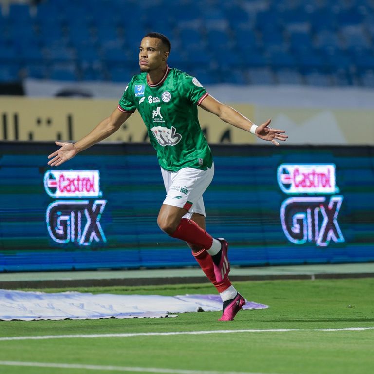 السويدي روبن كايسون مهاجم الاتفاق كريستيانو رونالدو نجم النصر السعودي