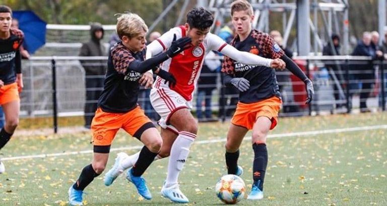 محمد حموشي أياكس أمستردام