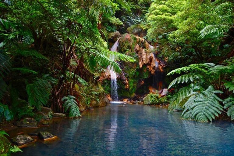 أهم الأنشطة السياحية في جزر الأزور السياحة في جزر الأزور…. وأهم 8 أنشطة سياحية يمكن ممارستها