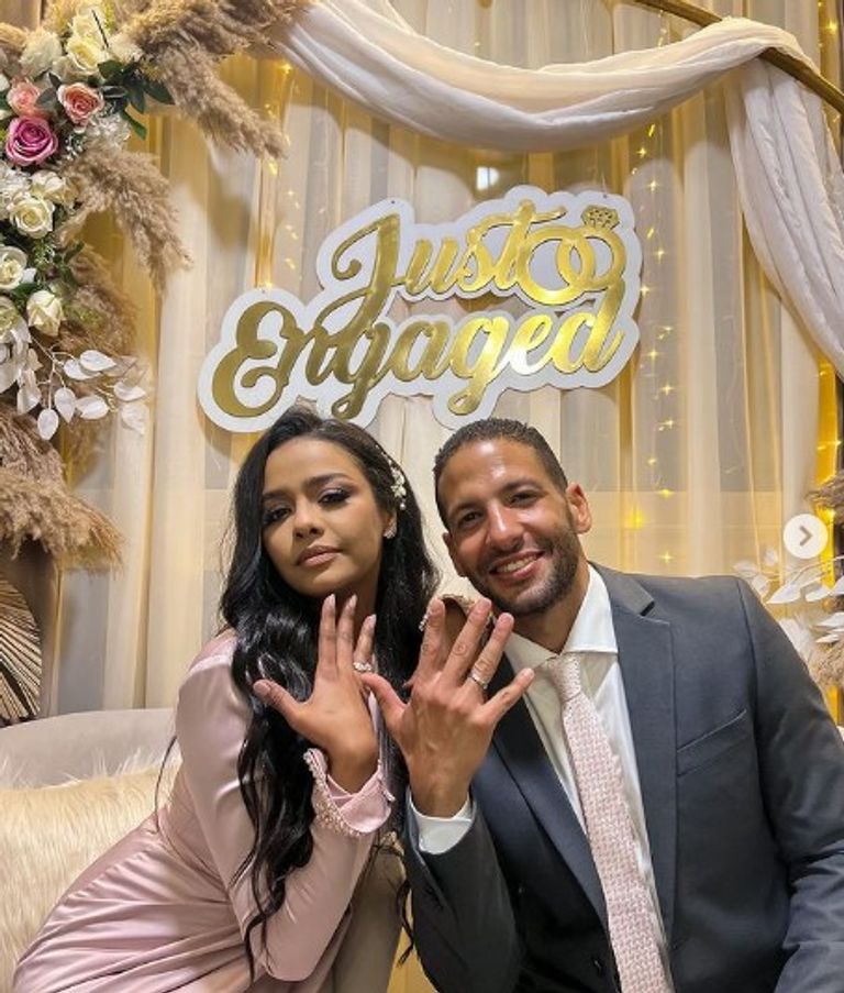 الفنانة المصرية أسماء أبواليزيد