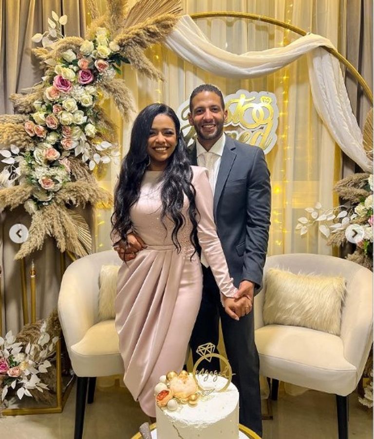 الفنانة المصرية أسماء أبواليزيد