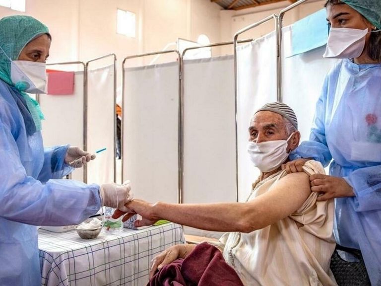 تطعيم كبار السن في المغرب ضد فيروس كورونا