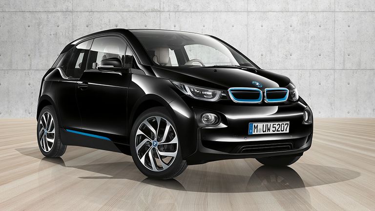 سيارة BMW I3 السيارات الكهربائية 2023 في مصر
