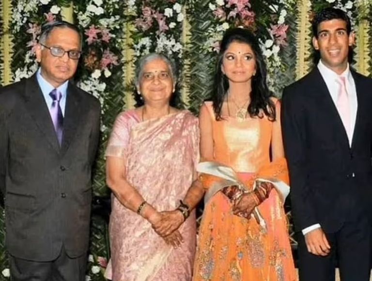 سودها مورتي والدة زوجة رئيس الوزراء البريطاني